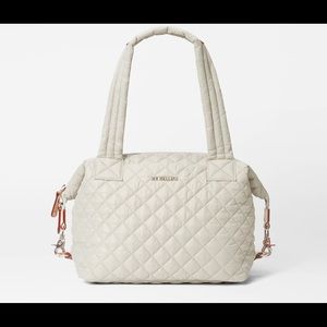 NWT The Medium Sutton Deluxe in ATMOSPHERE SOLDOUT COLOR NWT